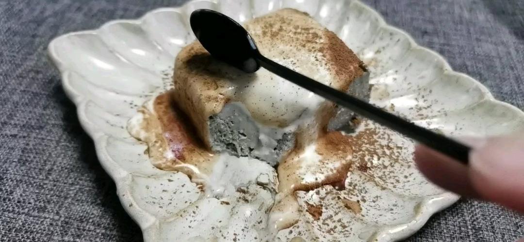 低碳水 抹茶冻芝士（乱七八糟花纹的）