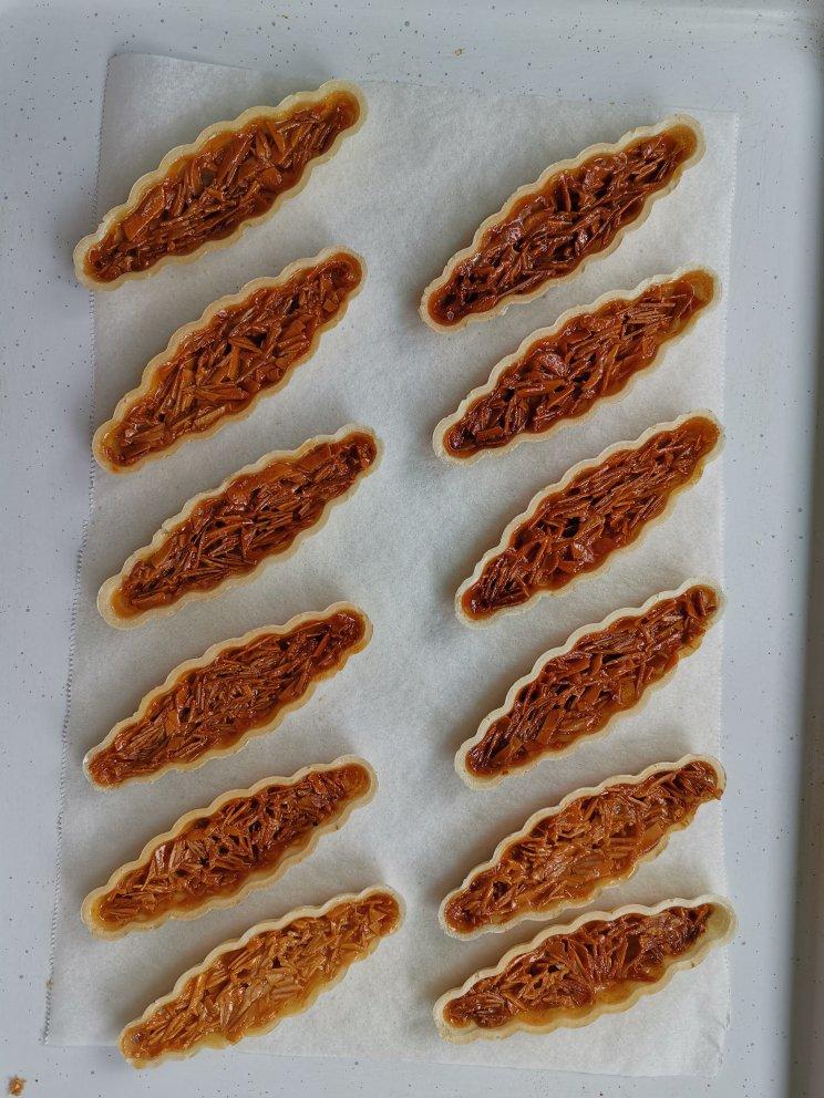 私房爆款焦糖杏仁糯米船