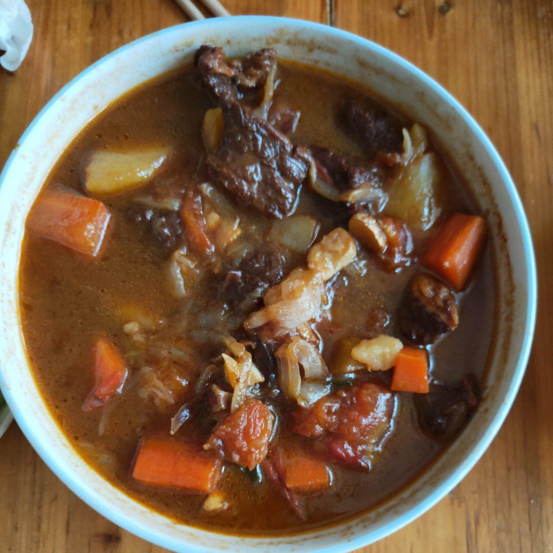 红烧牛肉土豆 （独家秘制）