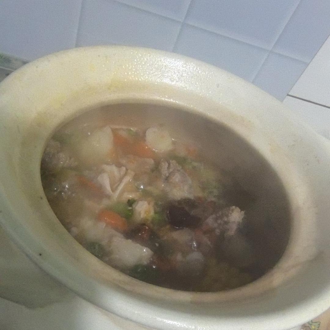排骨山药玉米 营养汤