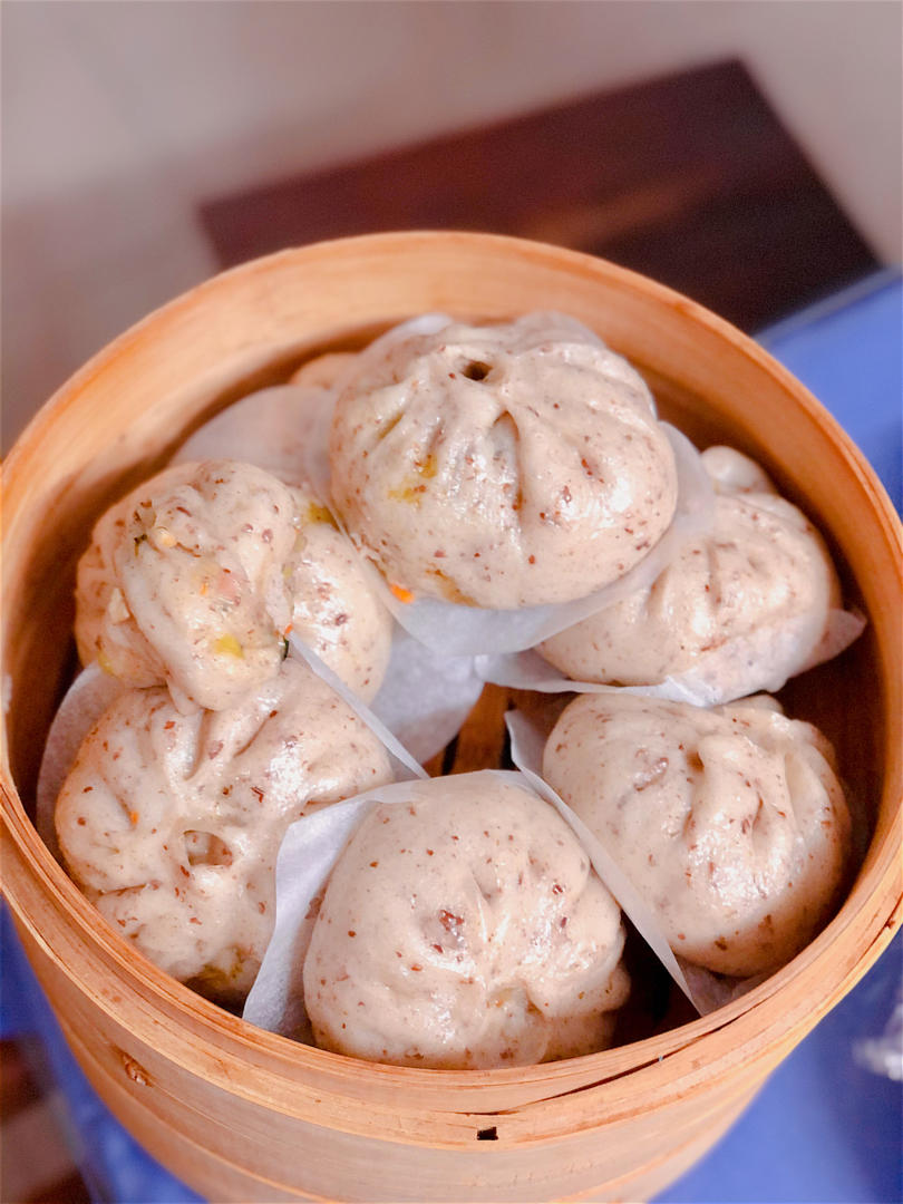 胡萝卜木耳鸡蛋素包子
