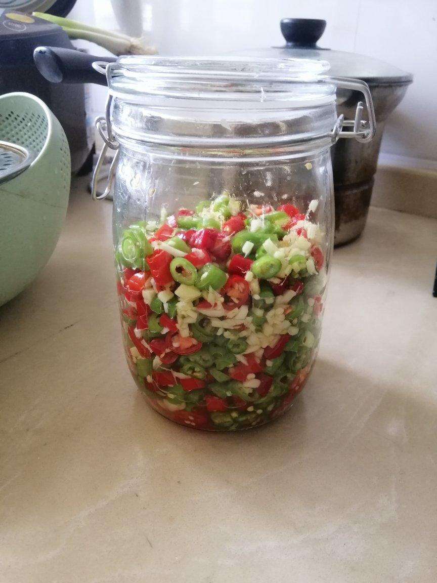 自制吃着会上瘾的辣椒酱