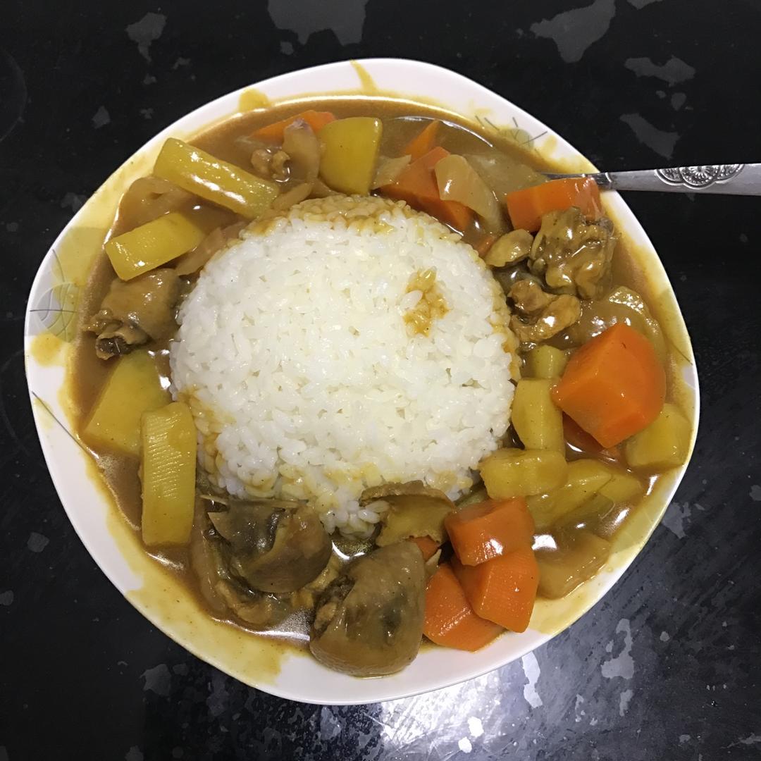 咖喱鸡肉饭