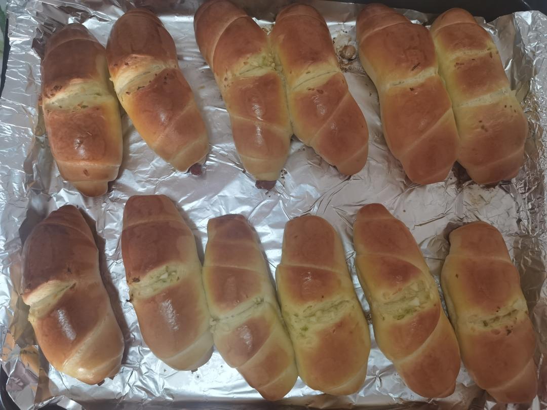 Happy520!  蒜香火腿肠面包（小热狗）给无肉不欢的你～孙小美的手作