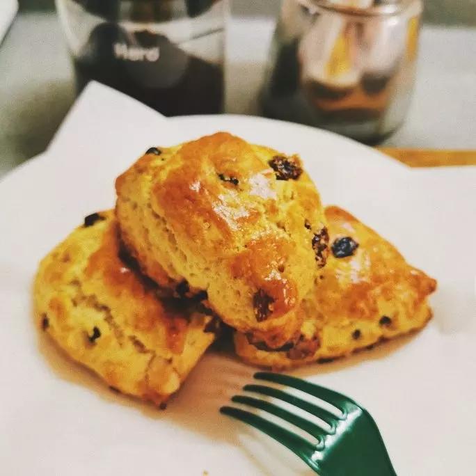 完胜星巴克的超美味酥脆司康 super easy crunched scone