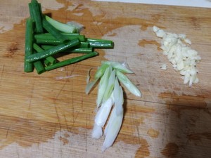 白菜花炒鸡蛋的做法步骤图 怎么做好吃 肥罗罗 下厨房 白菜花炒鸡蛋的做法步骤图 怎么做好吃 肥罗罗 下厨房