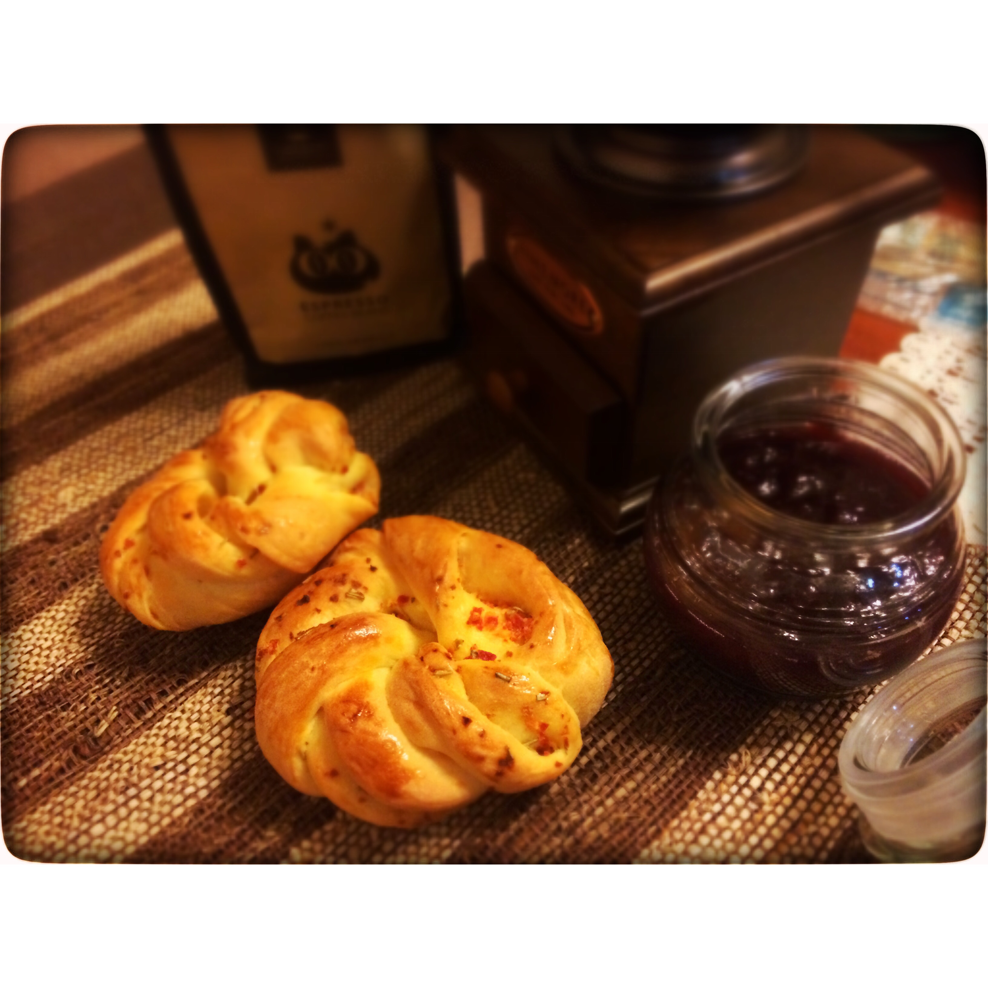 【my little nordic kitchen】柠檬莳萝鱼子面包卷