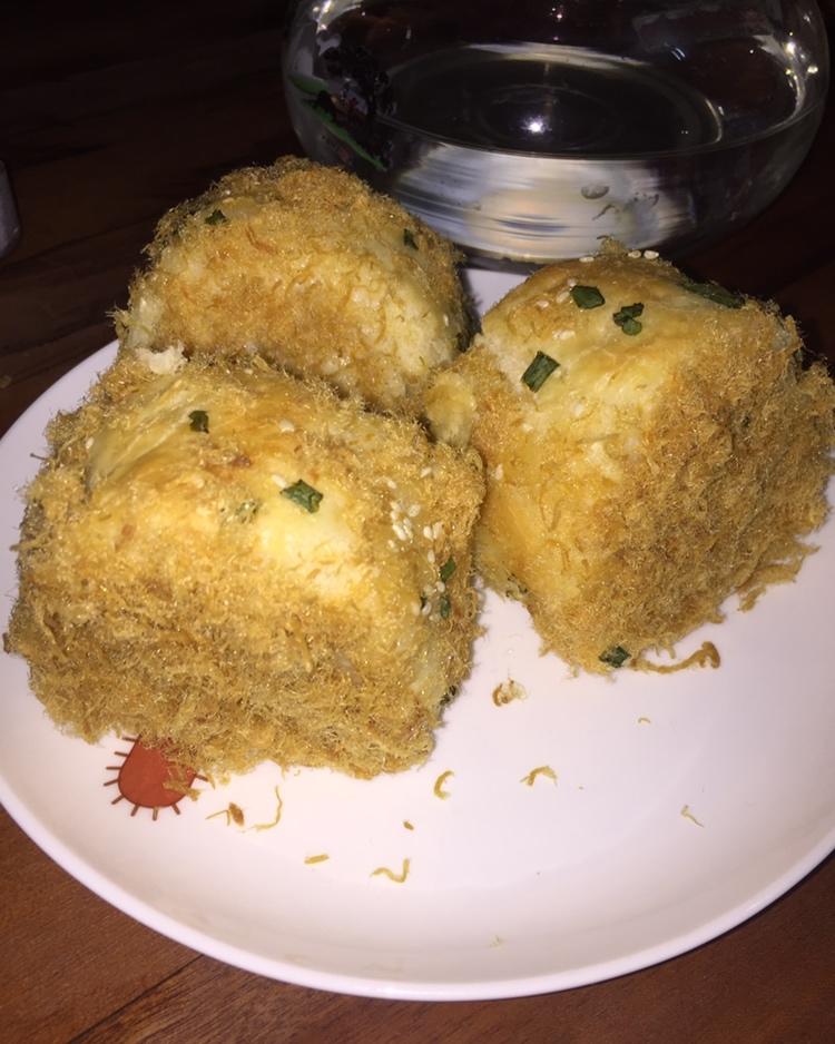 肉松面包卷