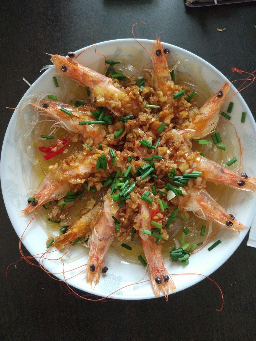 蒜蓉粉丝蒸大虾