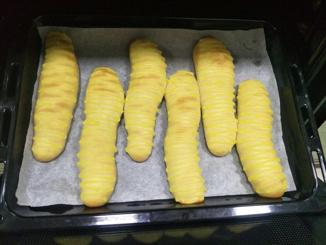 毛毛虫面包