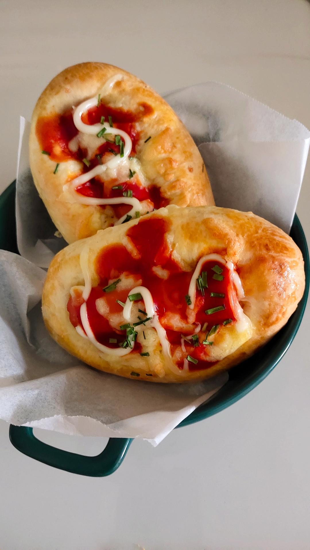 香葱芝士肠仔包（热狗面包）