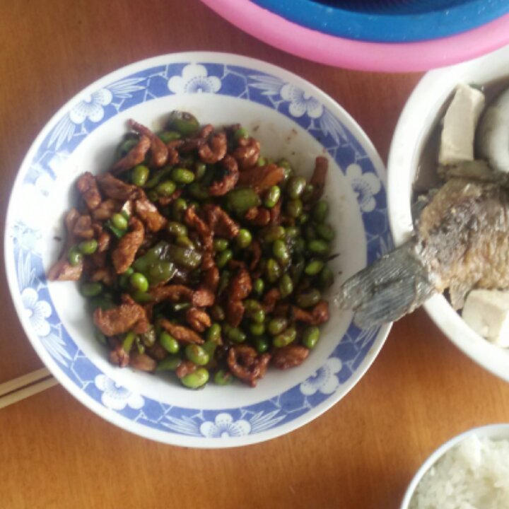 青椒毛豆炒肉丝