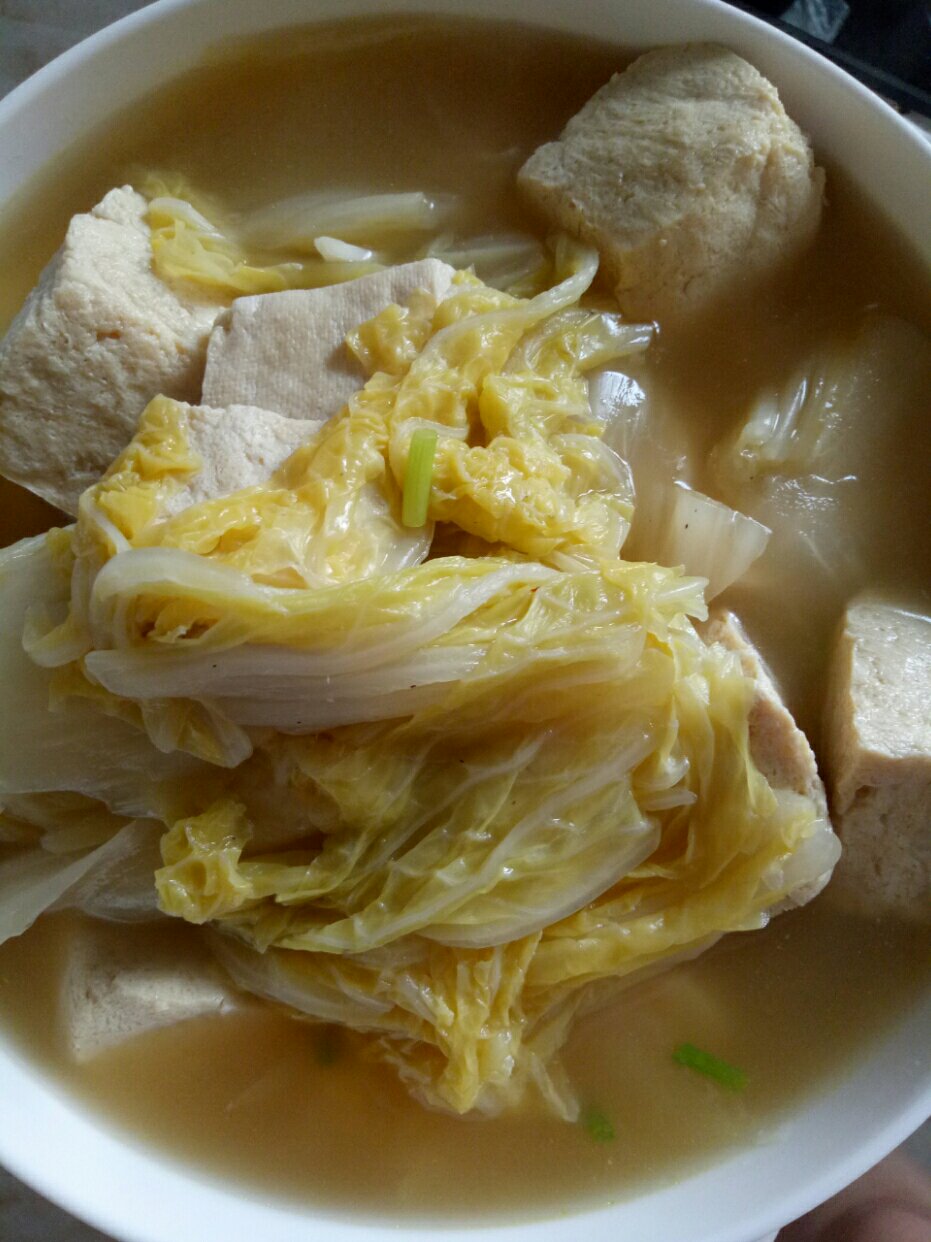 白菜炖冻豆腐