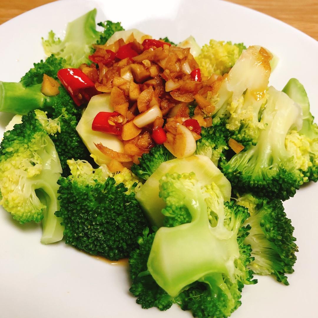 凉拌西兰花-辣的