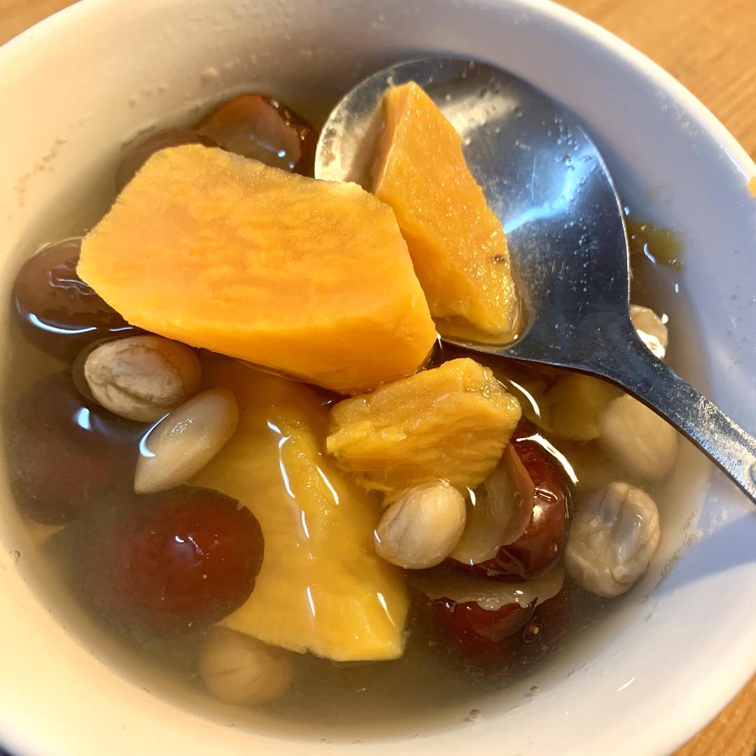 减脂补血红枣地瓜汤