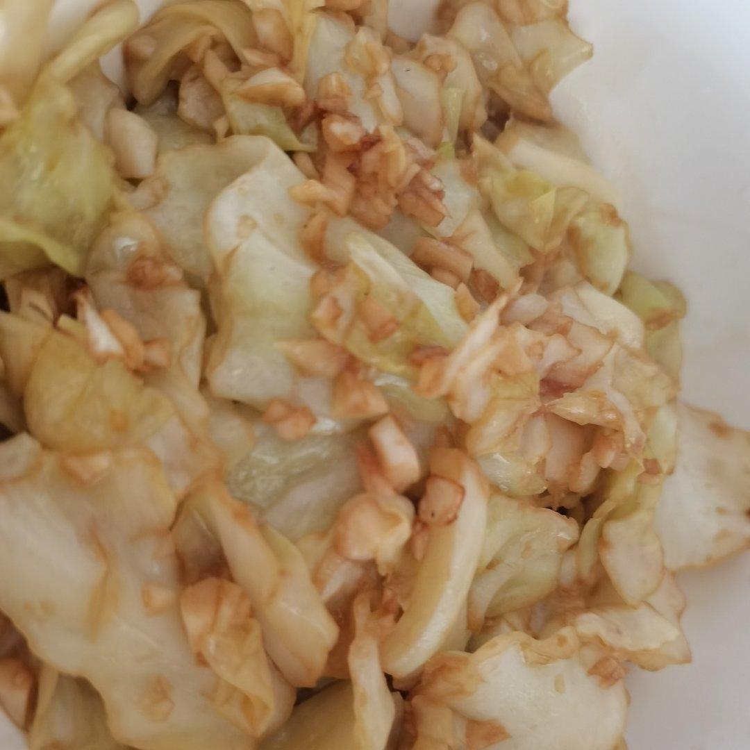 厨师长教你：8种不同的包菜做法，这里总有一款属于你的菜