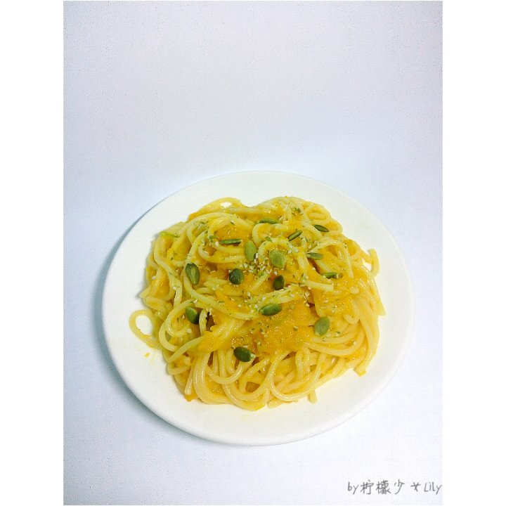 南瓜意面(Spaghetti with Pumpkin Sauce)