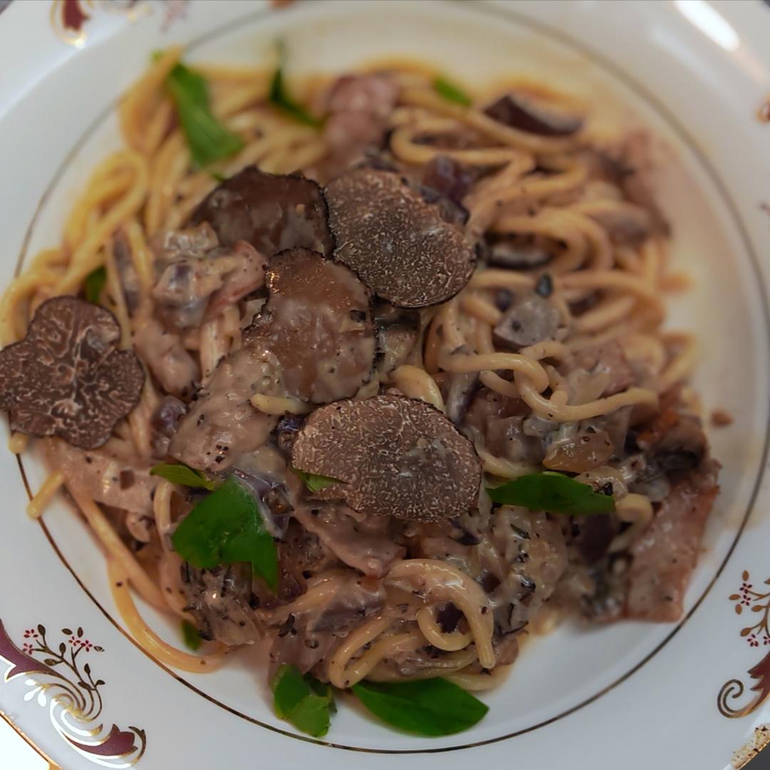 钱的味道：牛肝菌黑松露意面 Fettuccine with porcini mushroom and black truffle