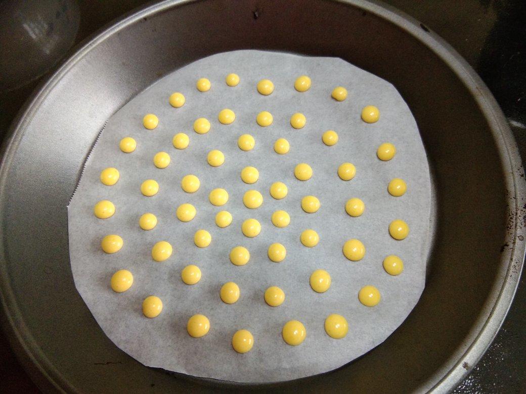 入口即化的无添加蛋黄溶豆