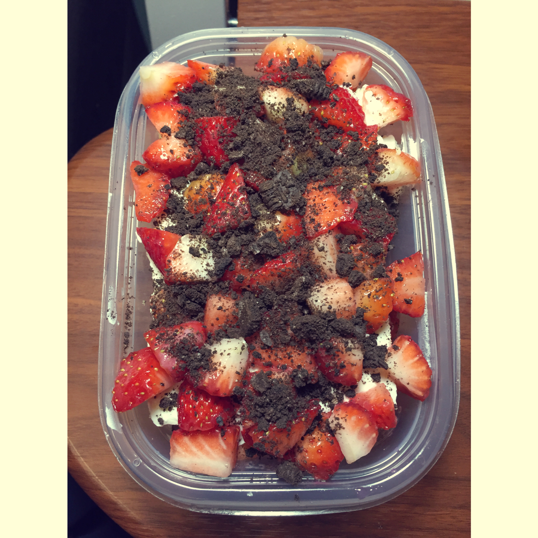 用勺子吃的饭盒蛋糕