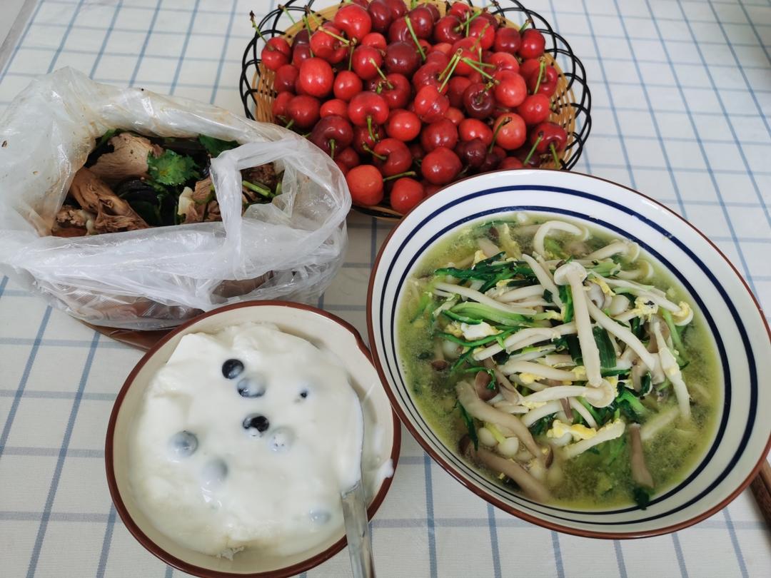 一人食，认真吃饭的故事