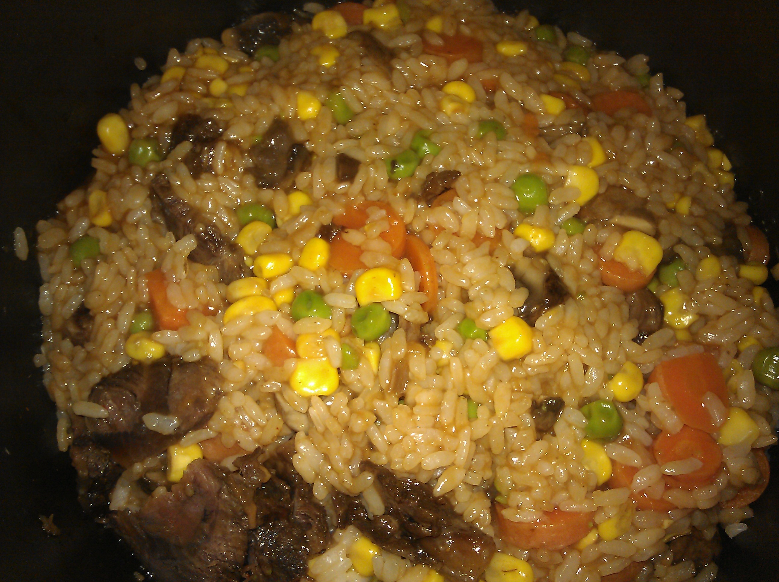 电饭锅版腊肠煲仔饭