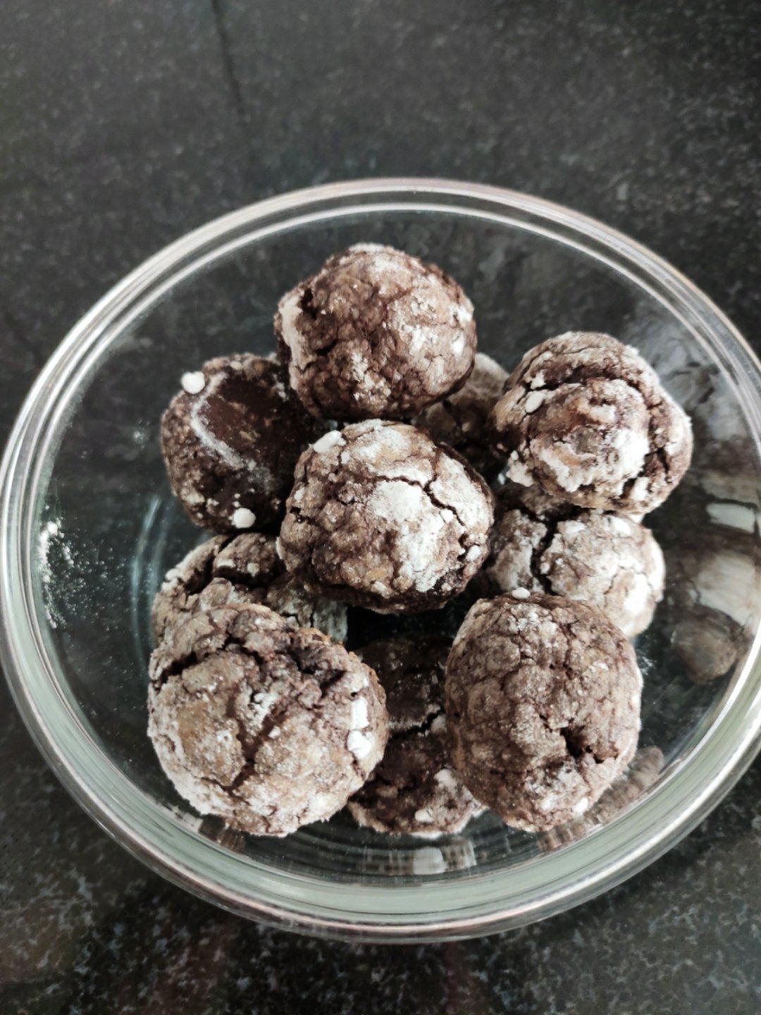 可可岩石裂纹饼干