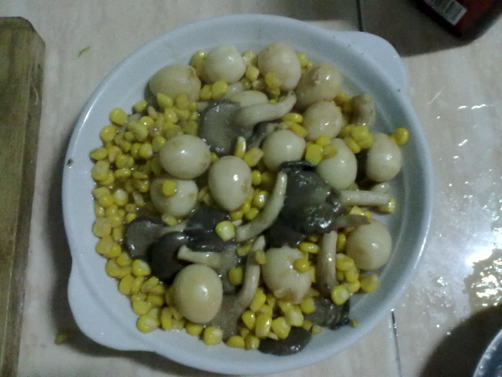玉米蘑菇蛋