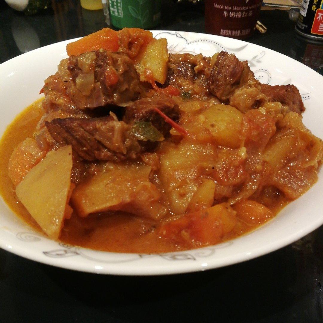 番茄土豆炖牛腩