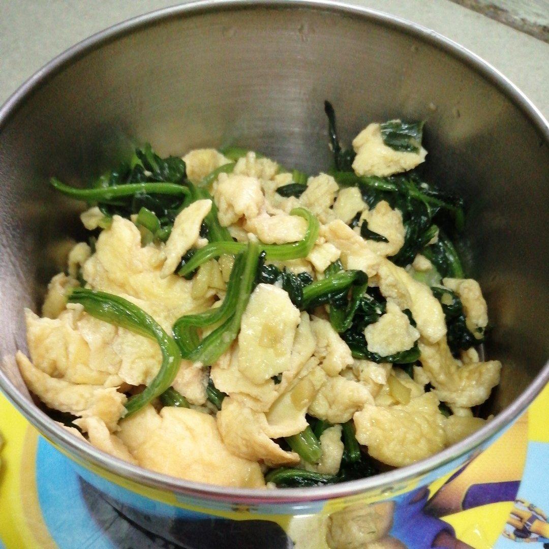 菠菜炒鸡蛋