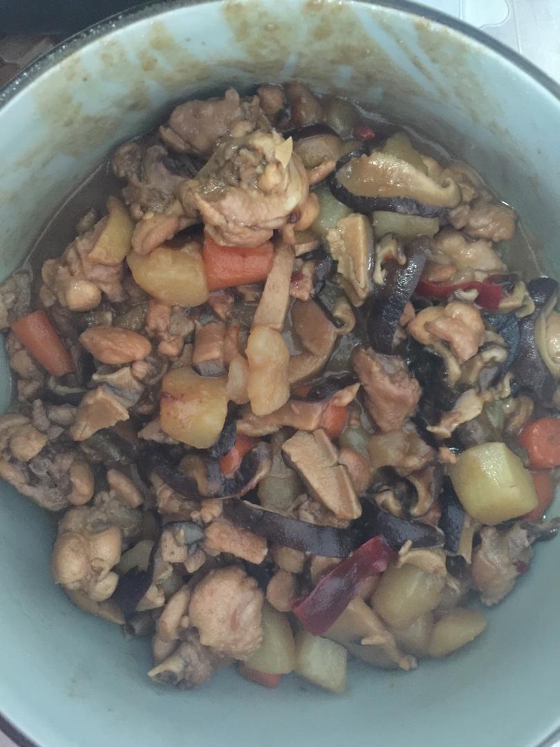 好吃到原地爆炸的黄焖鸡