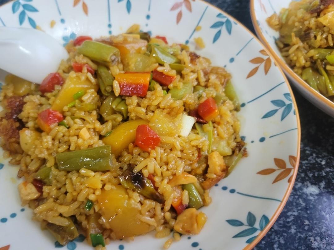懒人必备～电饭煲腊肠焖饭