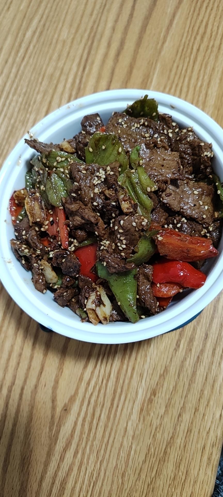 又香又嫩的小炒牛肉（巨好吃，手残党也能做）