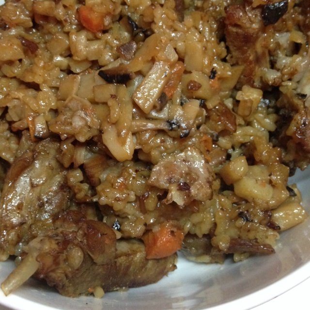 喷香排骨焖饭（爆好吃）