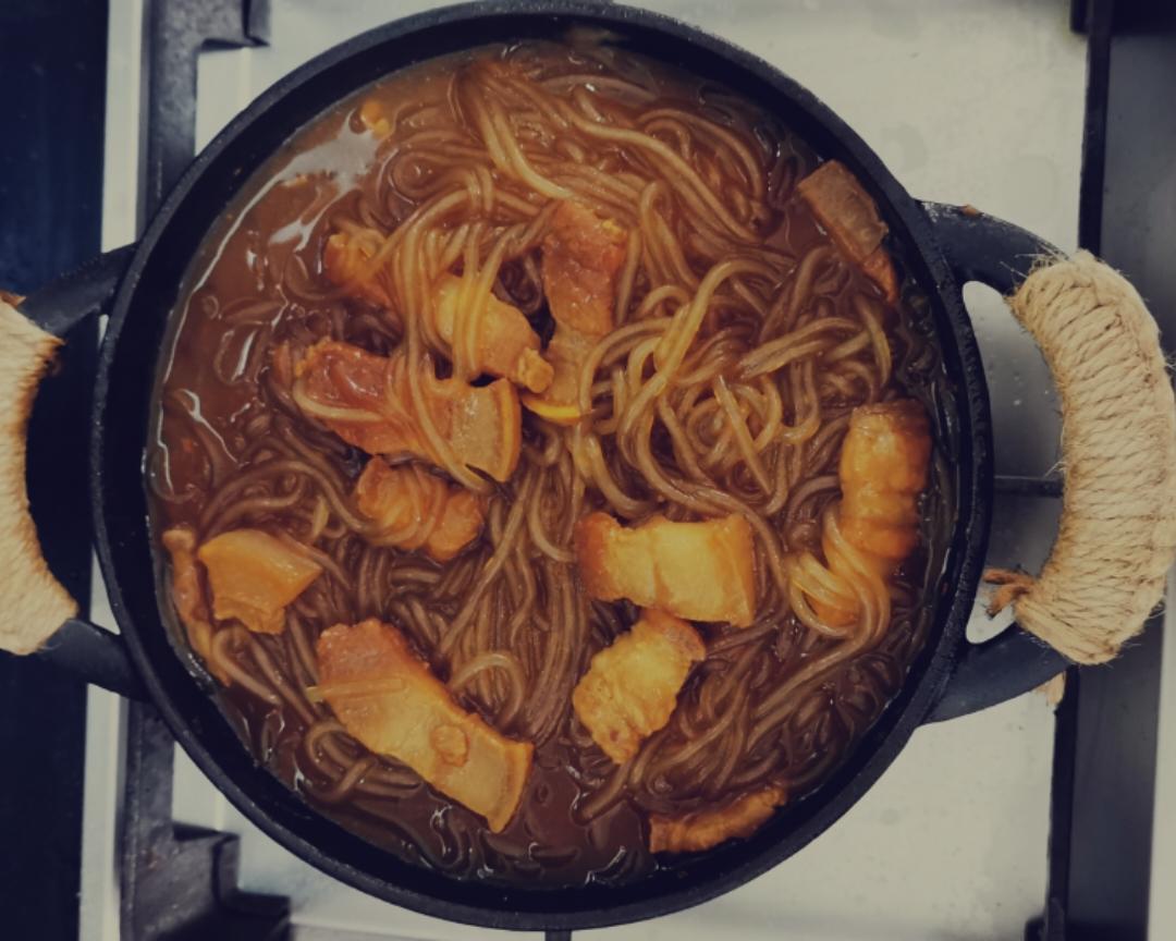 铁锅炖粉条的做法