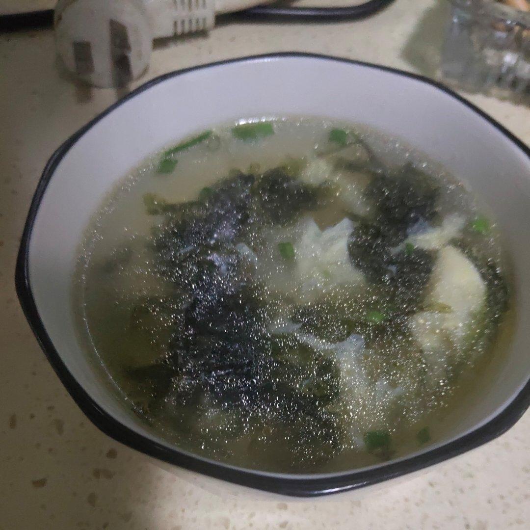 最鲜美好喝的「紫菜蛋花汤」