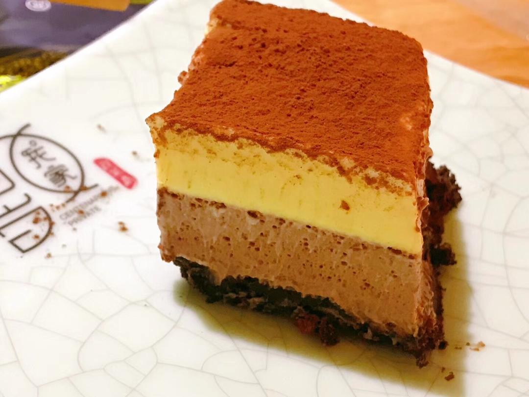 黑白巧克力慕斯蛋糕