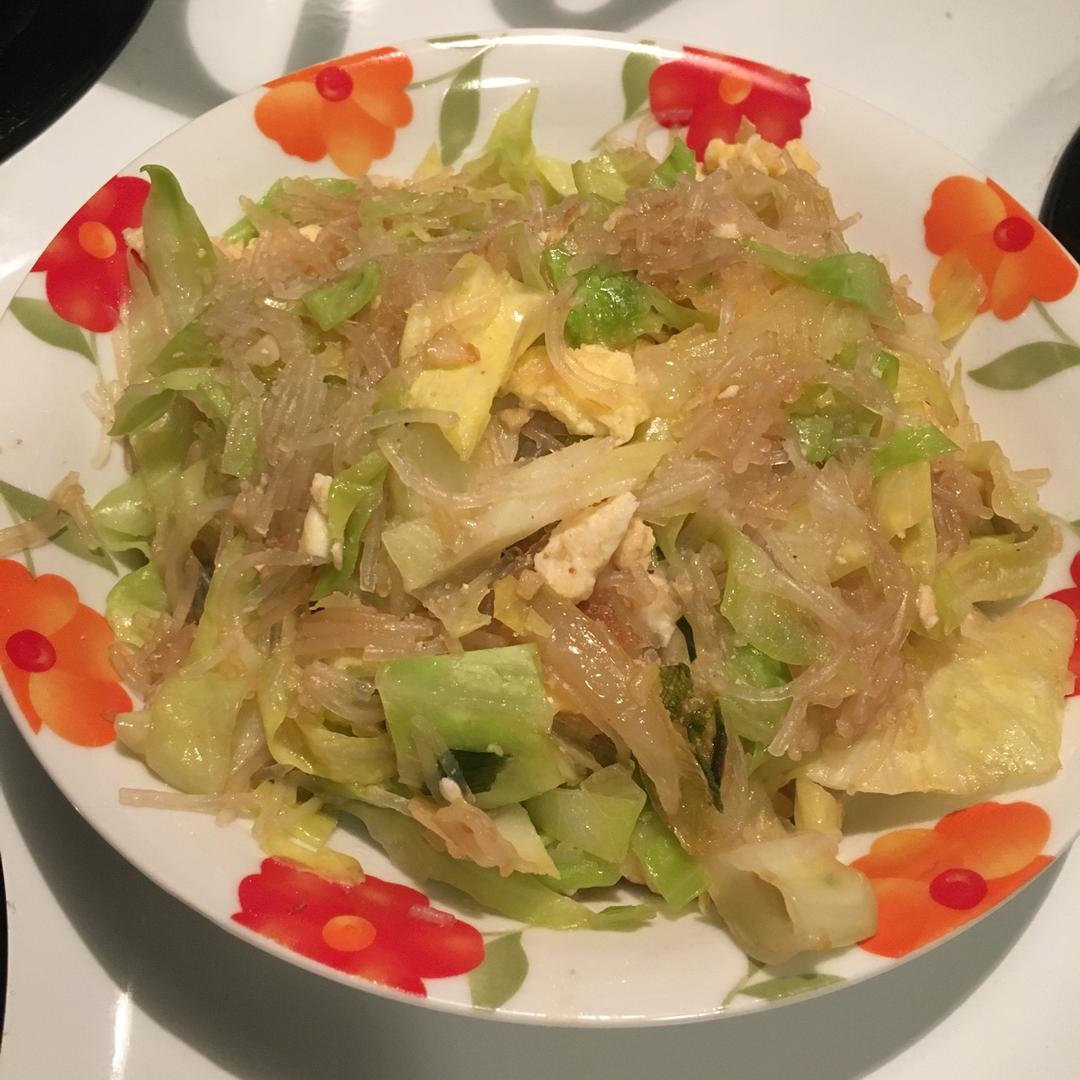 包菜粉丝炒鸡蛋