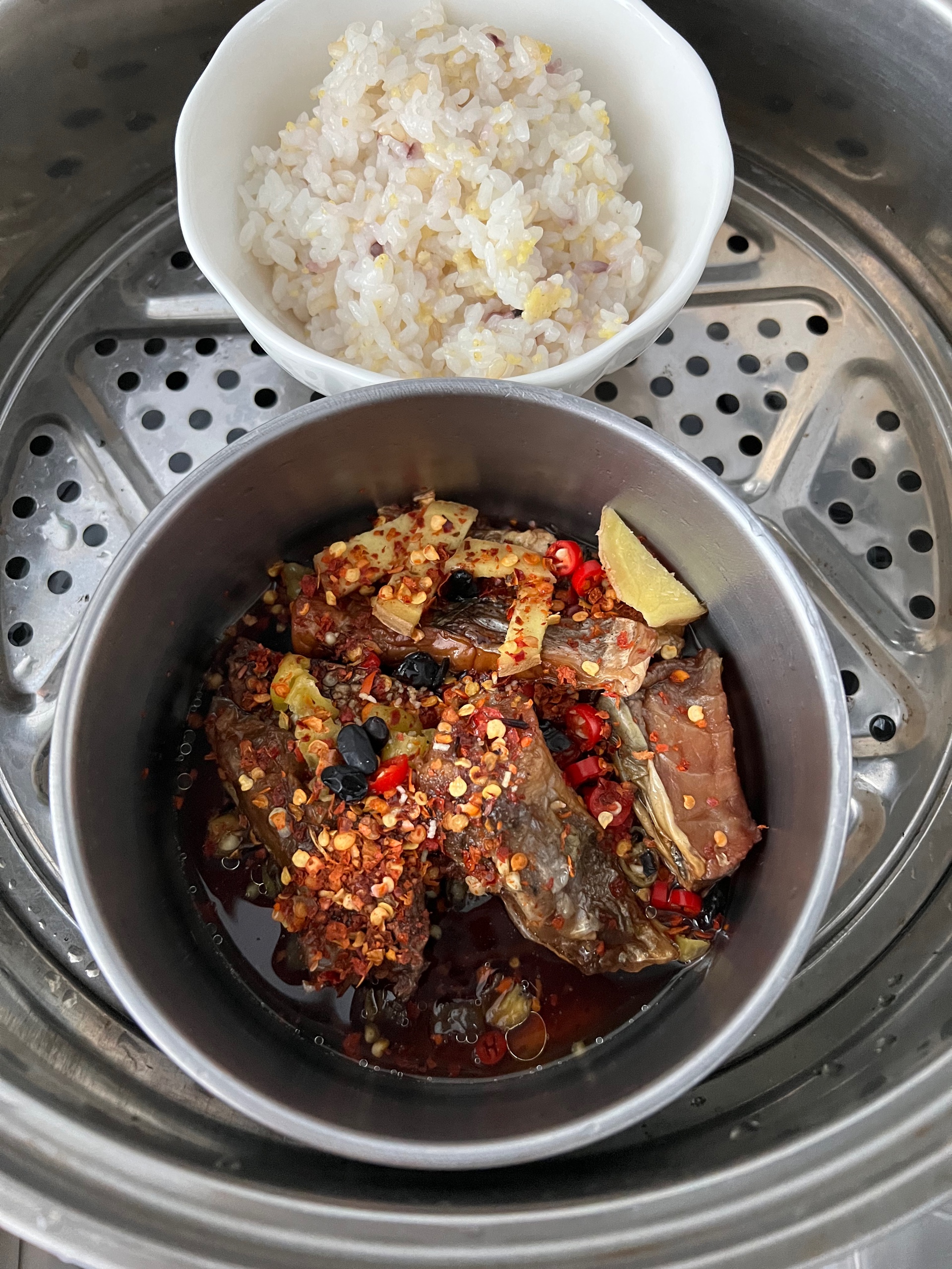 下饭湘菜系列（九）蒸腊鱼的做法