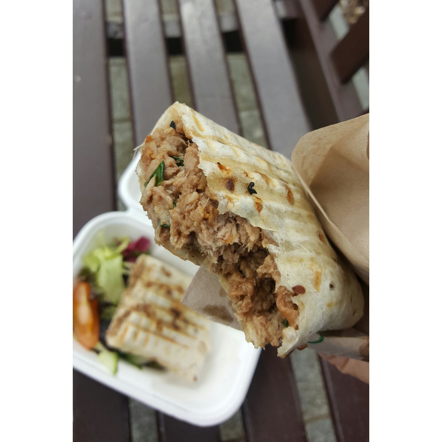 只要有野餐的气氛足够> <