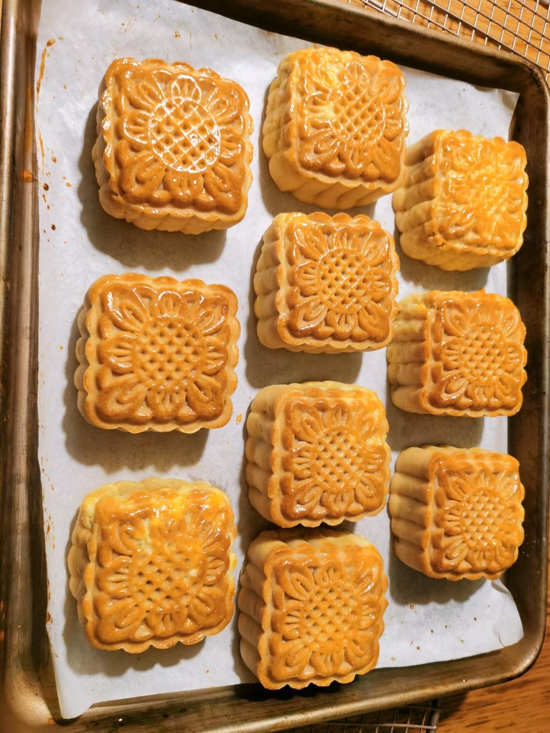 琼式月饼，苏广合体，软而不韧、酥而不脆