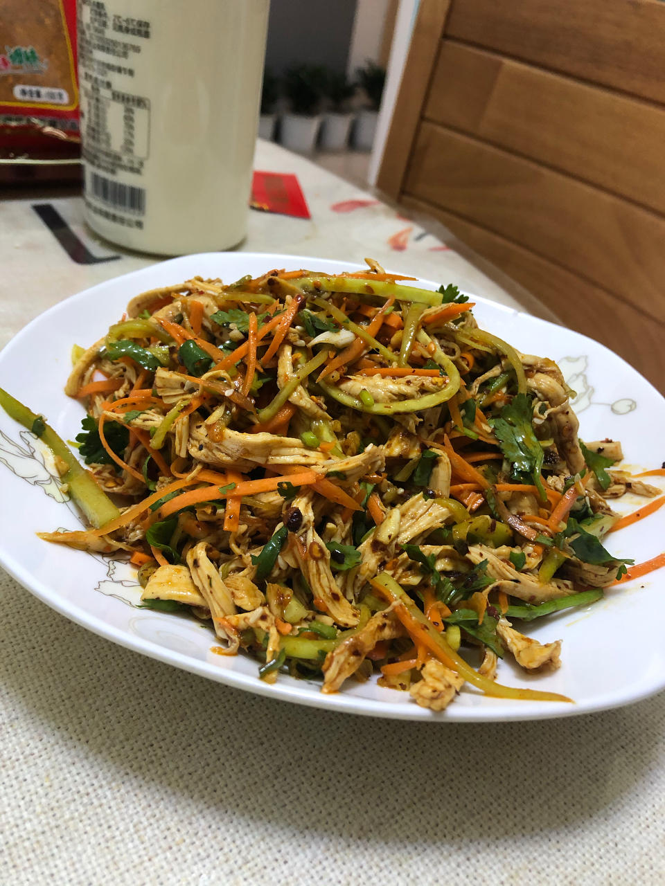 夏日开胃菜 凉拌鸡丝（手撕鸡）
