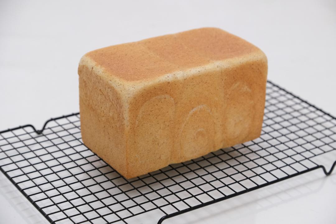 《银座顶级吐司》—— 全麦粒吐司（冷藏发酵）