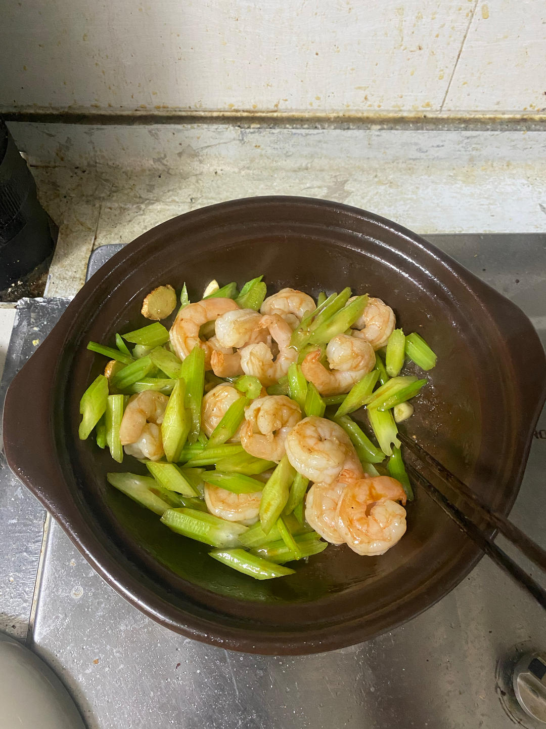 超级嫩的西芹吃法（西芹虾仁），小朋友也可以吃很多