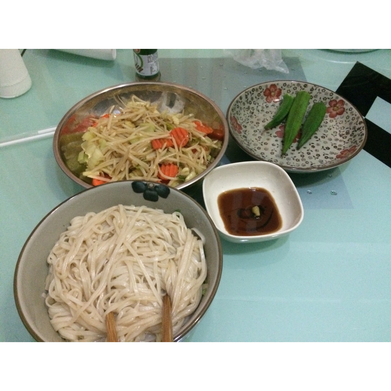 土豆丝炒芹菜丝