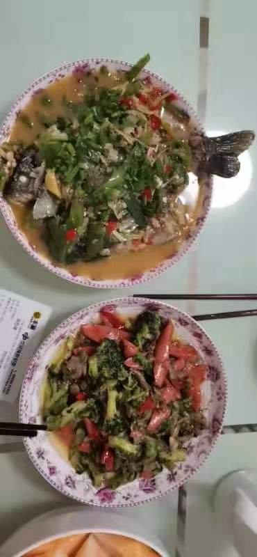 红烧鲫鱼