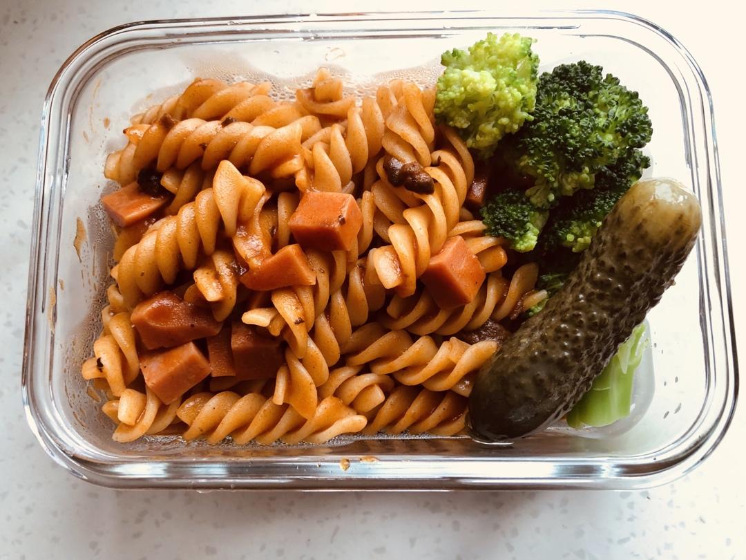 番茄肉酱意大利面