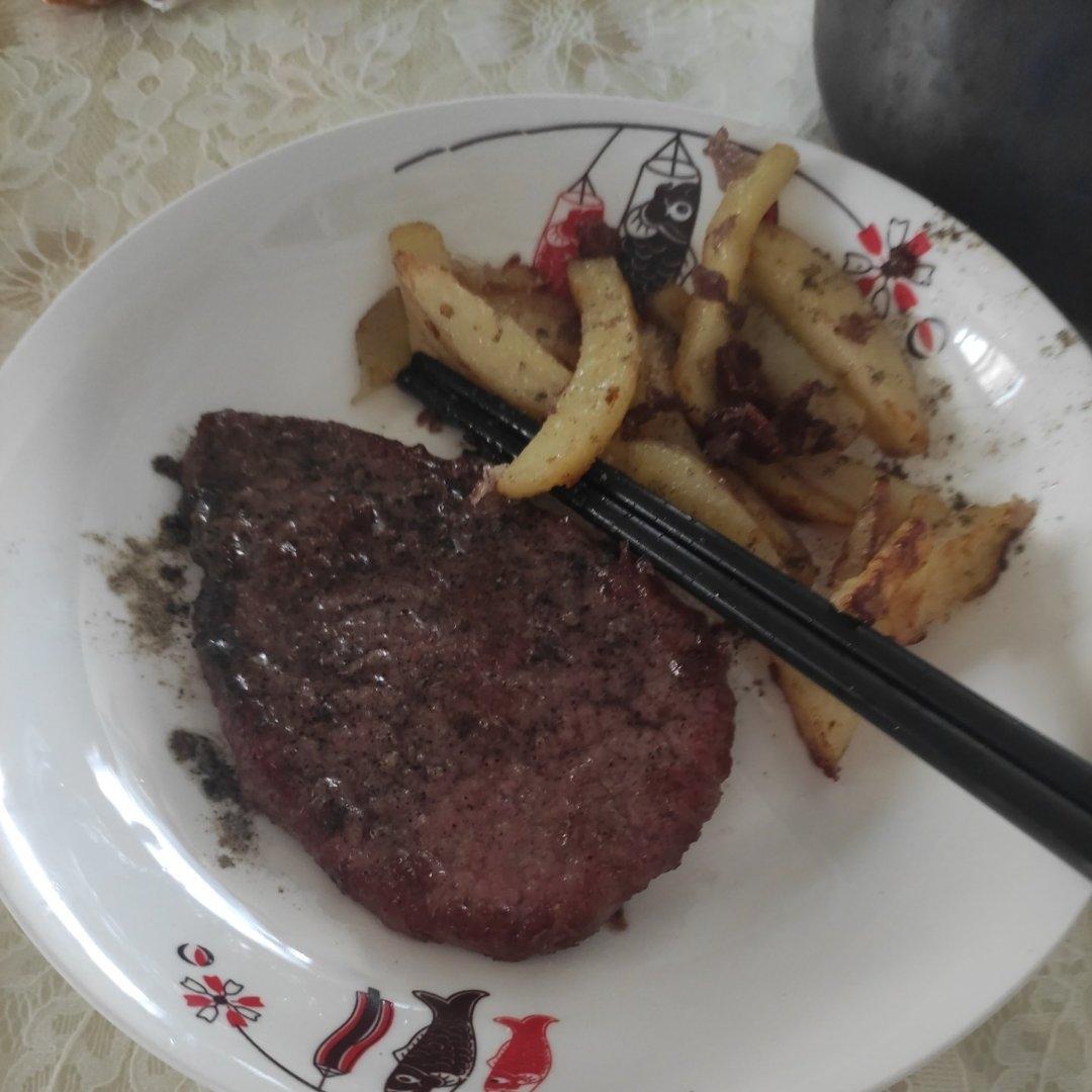 嫩滑多汁‼️一口就上瘾的㊙️牛排土豆煎锅