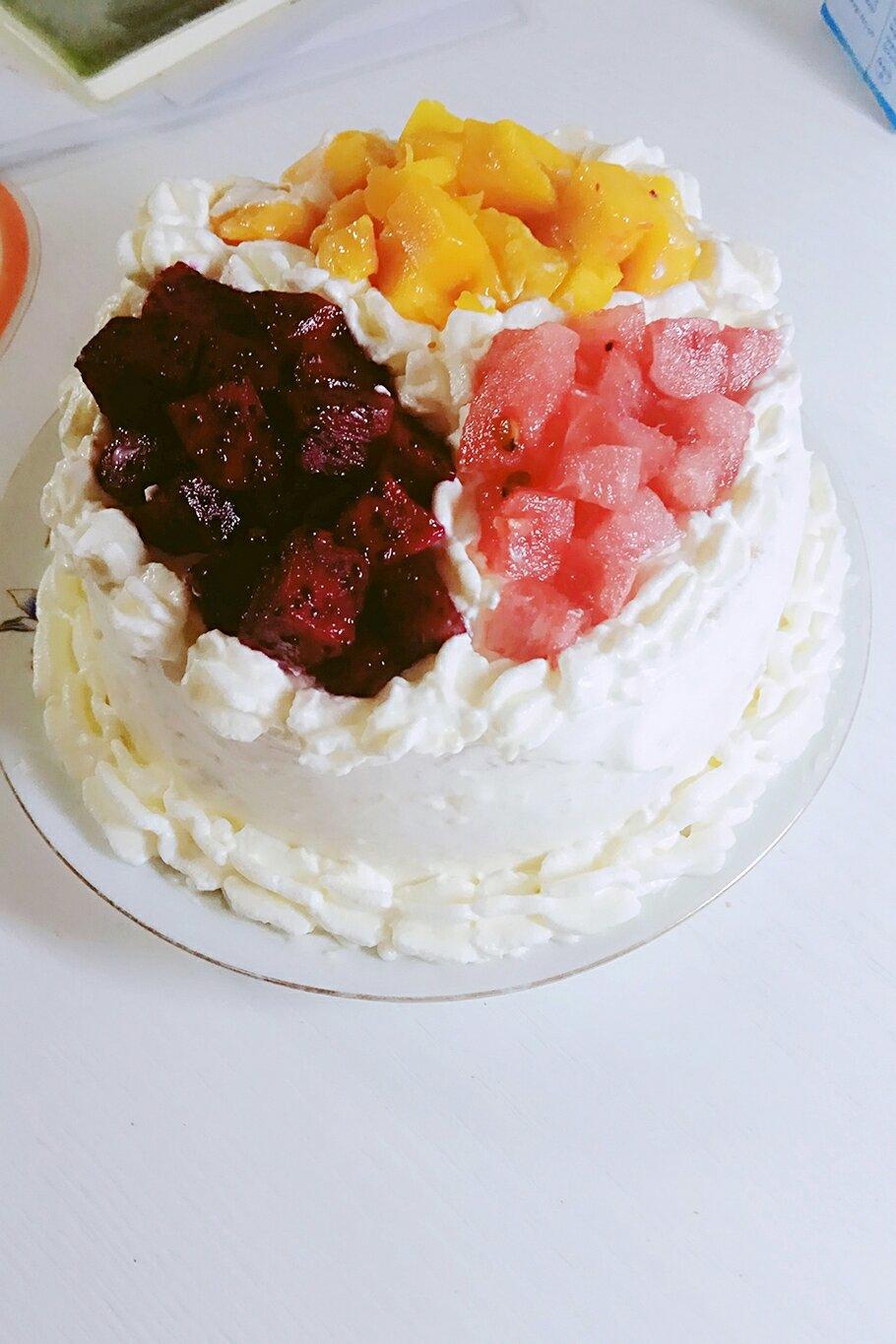 8寸水果生日蛋糕
