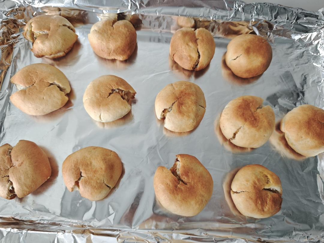好吃看得见❗️满满的肉松‼️肉松香葱软皮饼